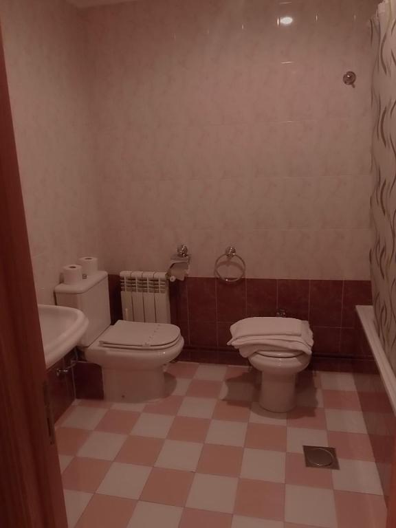 Hostal-Restaurante San Antolin Tordesillas Kültér fotó