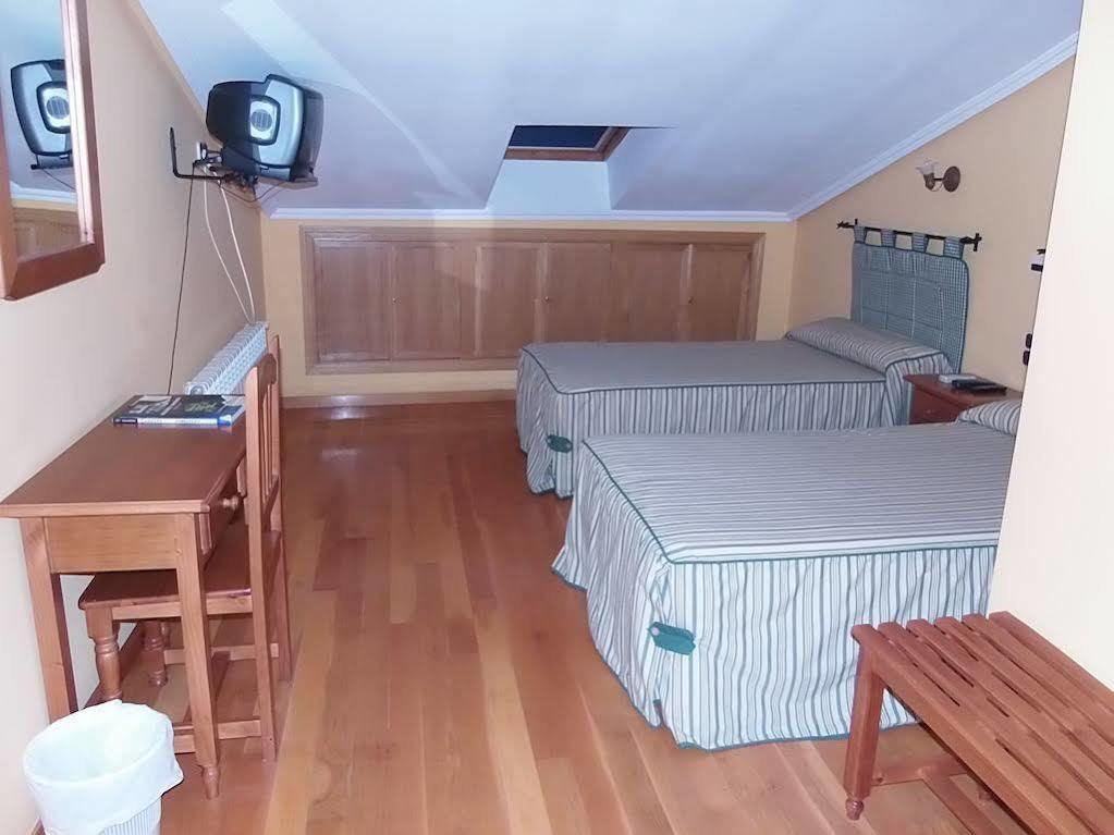Hostal-Restaurante San Antolin Tordesillas Kültér fotó